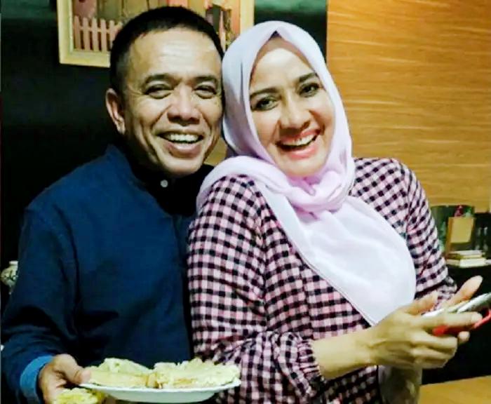Setelah 29 Tahun Bersama, Irwandi Yusuf dan Darwati A Gani Menutup Lika-Liku Pernikahan